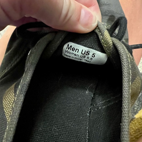 Camo Print Vans - Picture 4 of 4